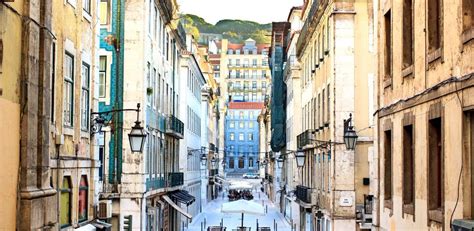 Digital Nomad Guide to Living in Porto, Portugal